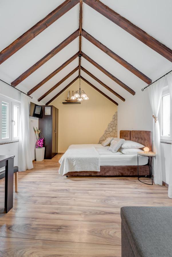 ספליט Guesthouse Imperator מראה חיצוני תמונה