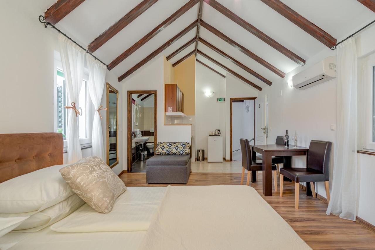 ספליט Guesthouse Imperator מראה חיצוני תמונה