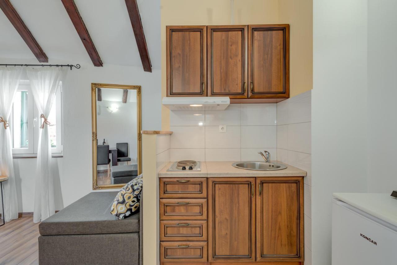 ספליט Guesthouse Imperator מראה חיצוני תמונה