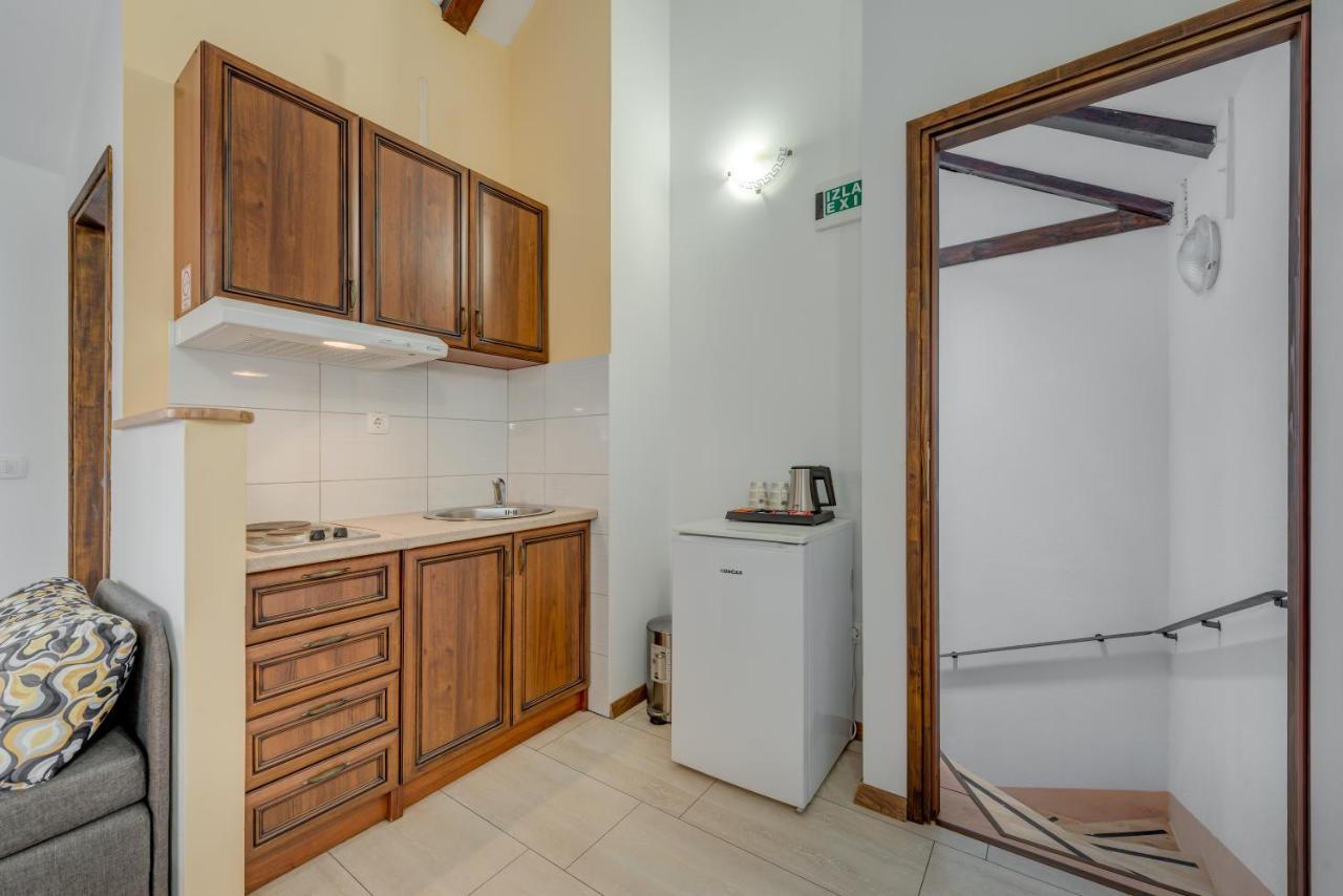 ספליט Guesthouse Imperator מראה חיצוני תמונה