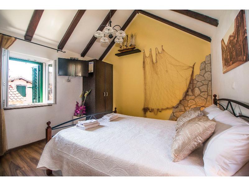 ספליט Guesthouse Imperator מראה חיצוני תמונה