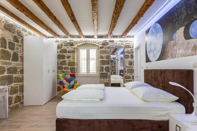 ספליט Guesthouse Imperator מראה חיצוני תמונה