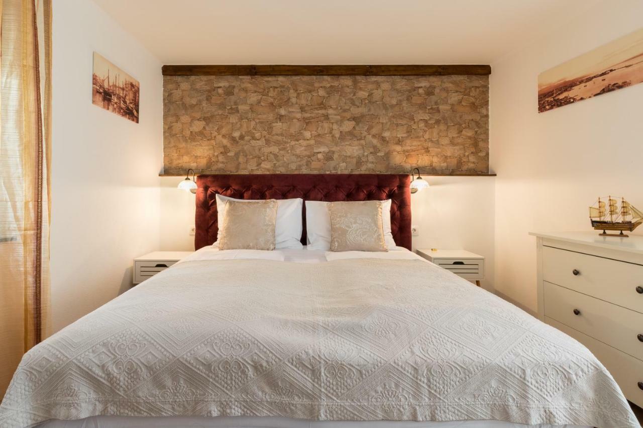 ספליט Guesthouse Imperator מראה חיצוני תמונה