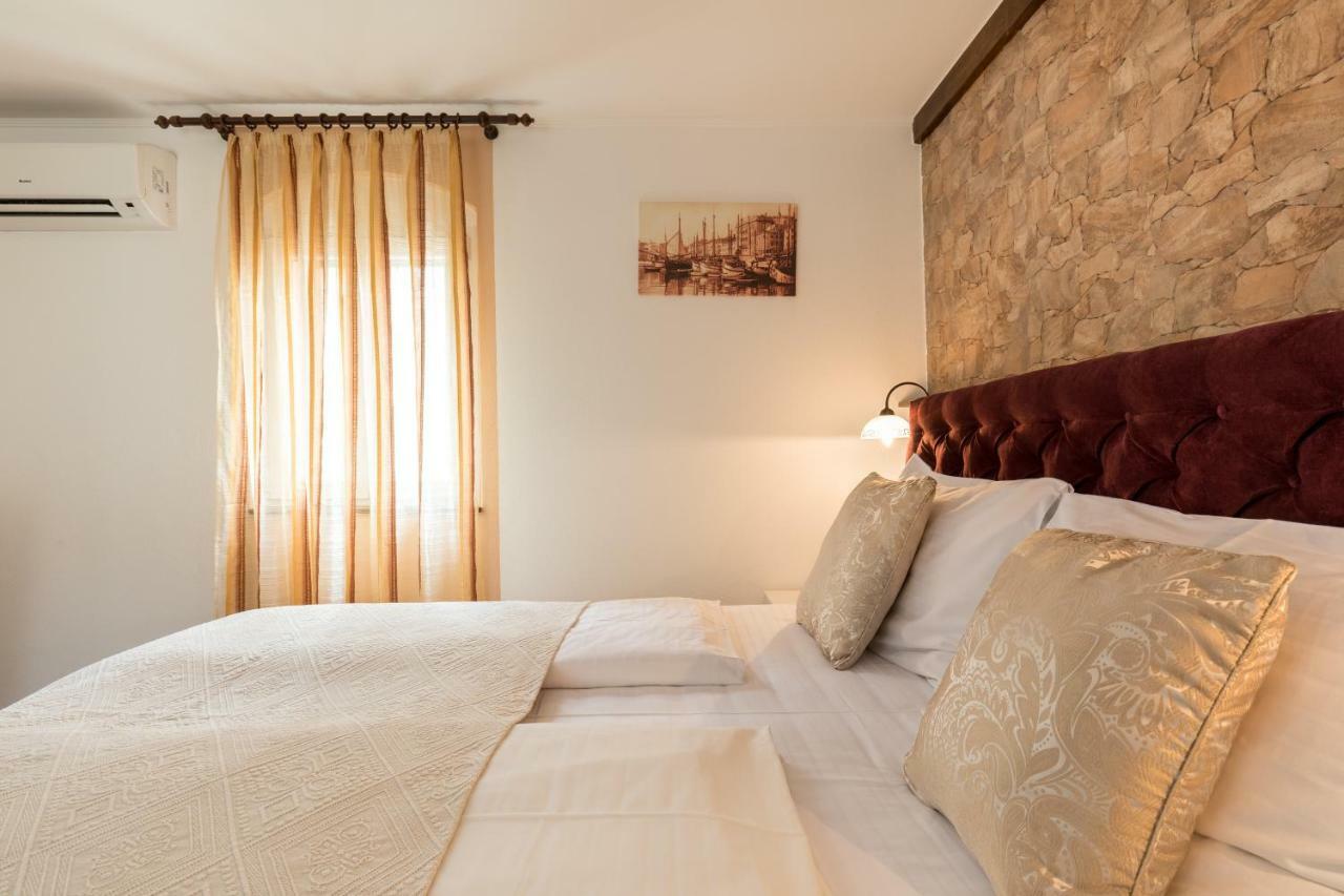 ספליט Guesthouse Imperator מראה חיצוני תמונה