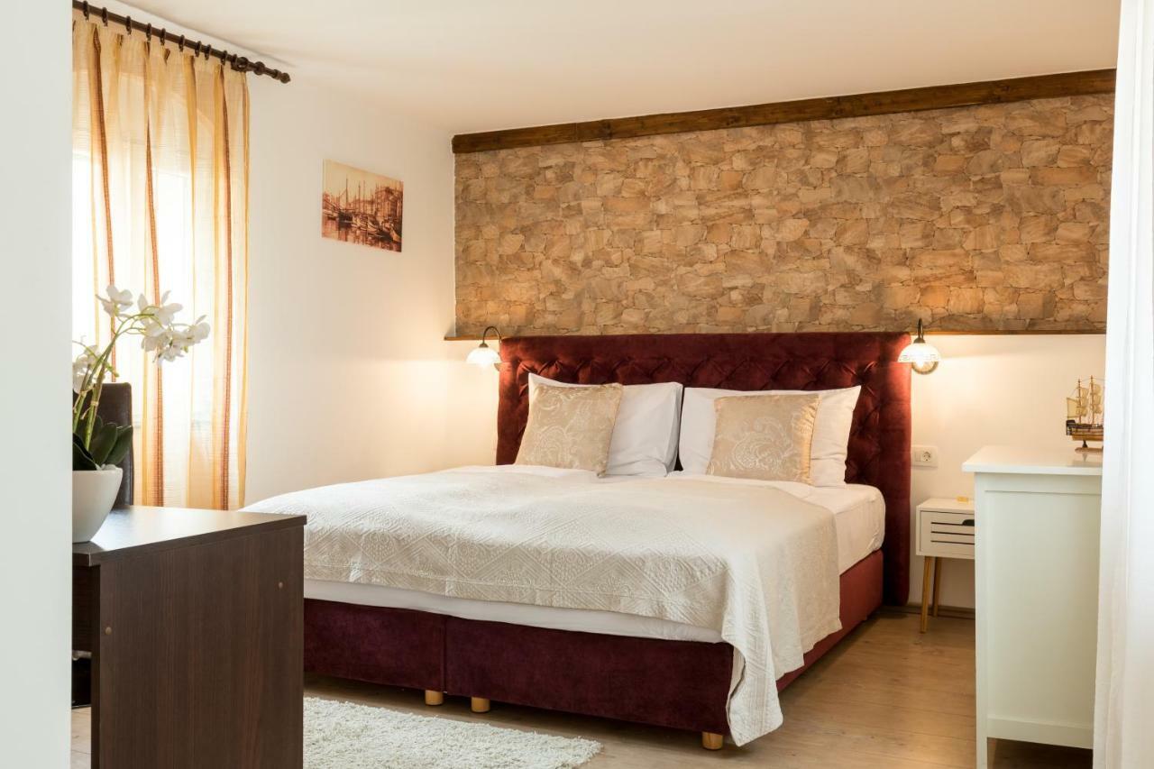 ספליט Guesthouse Imperator מראה חיצוני תמונה